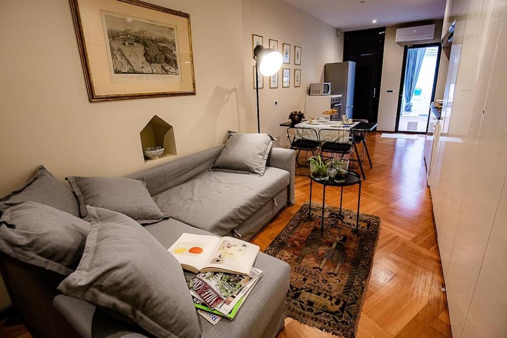Cozy In San Frediano Apartment *